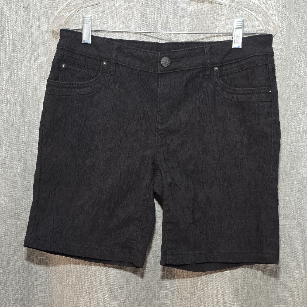 Vera Wang Black Textured Shorts Size 4